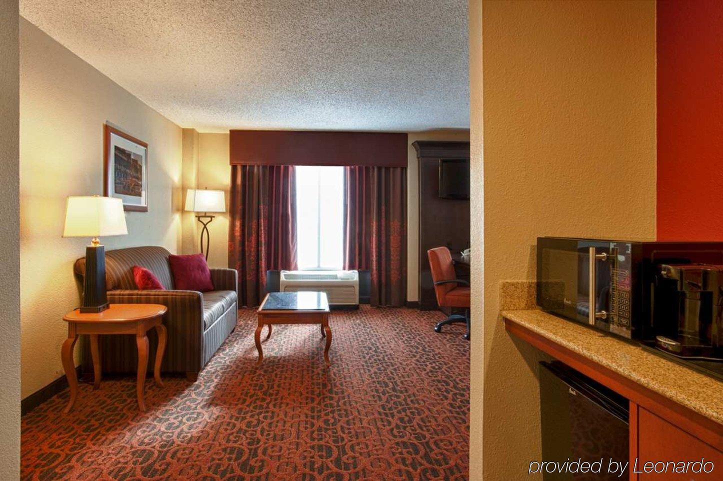 Hampton Inn Louisville Downtown Ruang foto